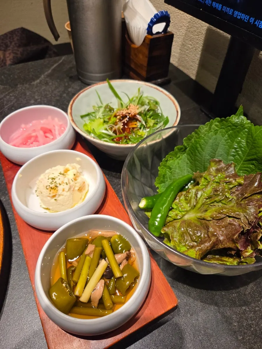 Gilchon Sutbul Galbi menu board with prices