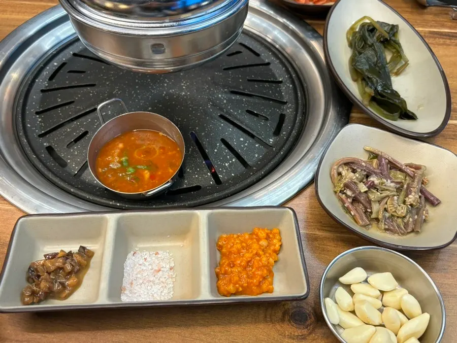 길돈 밑반찬 구성