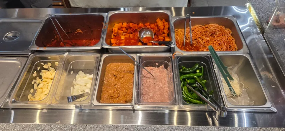 Secret sauce made of roasted perilla powder, minced garlic, and chojang