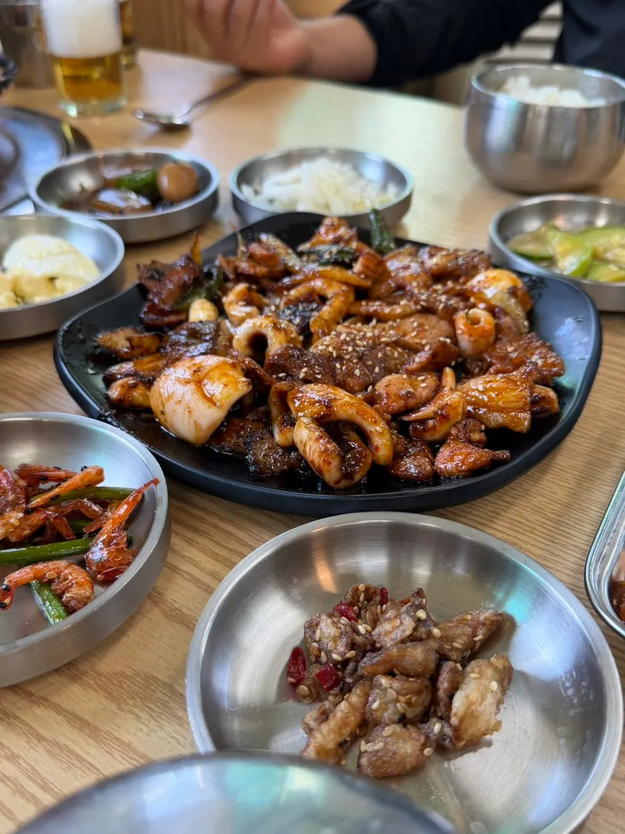 오삼불고기 오징어와 돼지고기 클로즈업