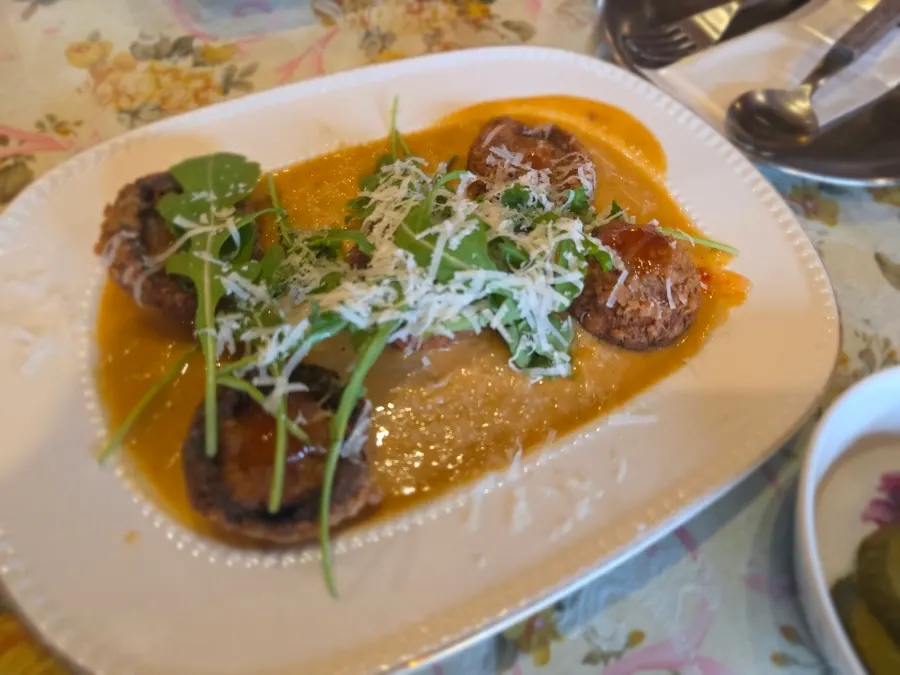 Truffle mushroom shrimp side dish