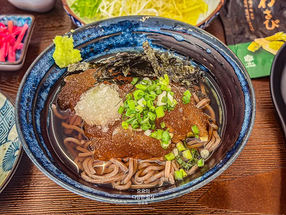 Warm udon chosen as a side