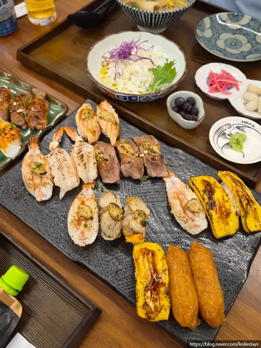 An assortment of different flame sushi pieces
