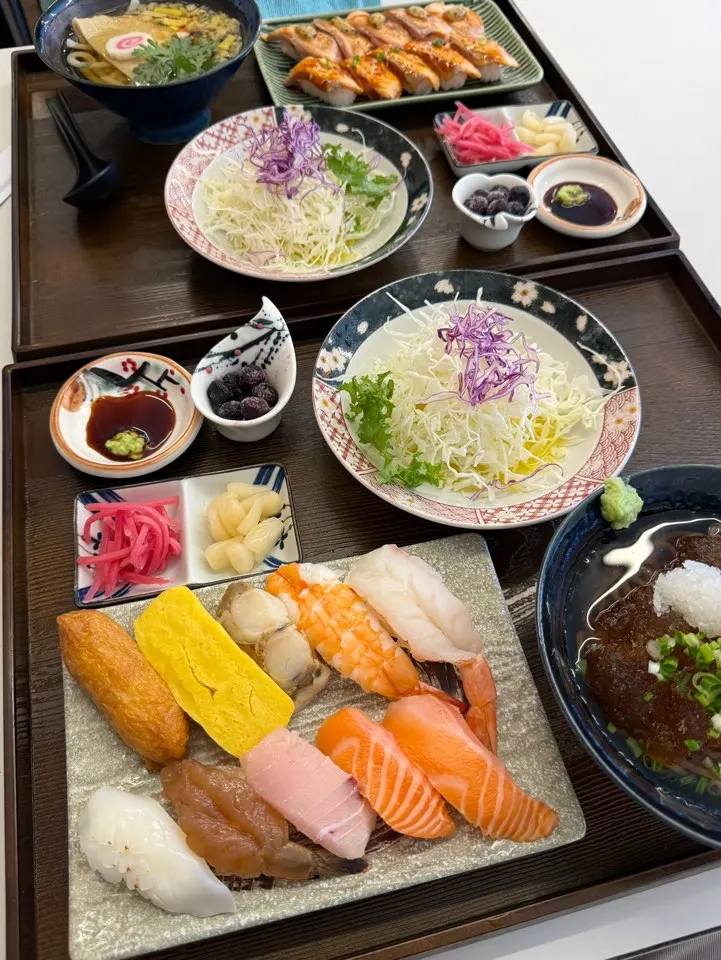 Close-up of fresh sashimi on the raw sushi set