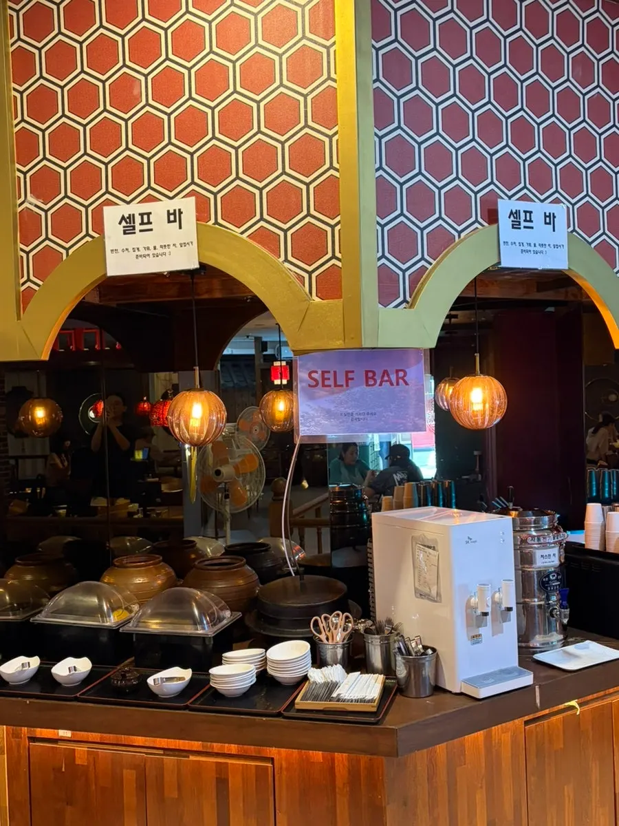 Dongbaek dining space with private rooms