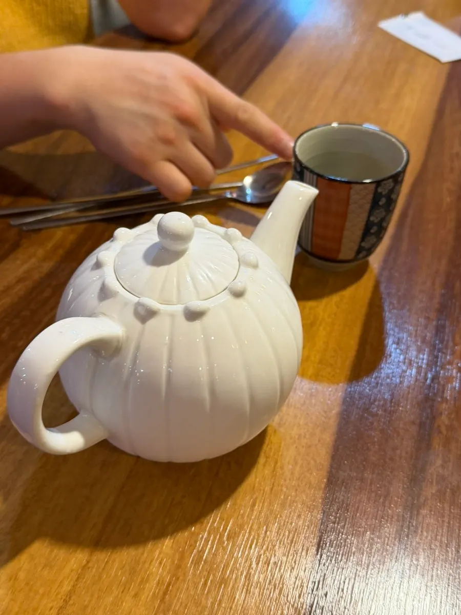 Cold jasmine tea served in a pot