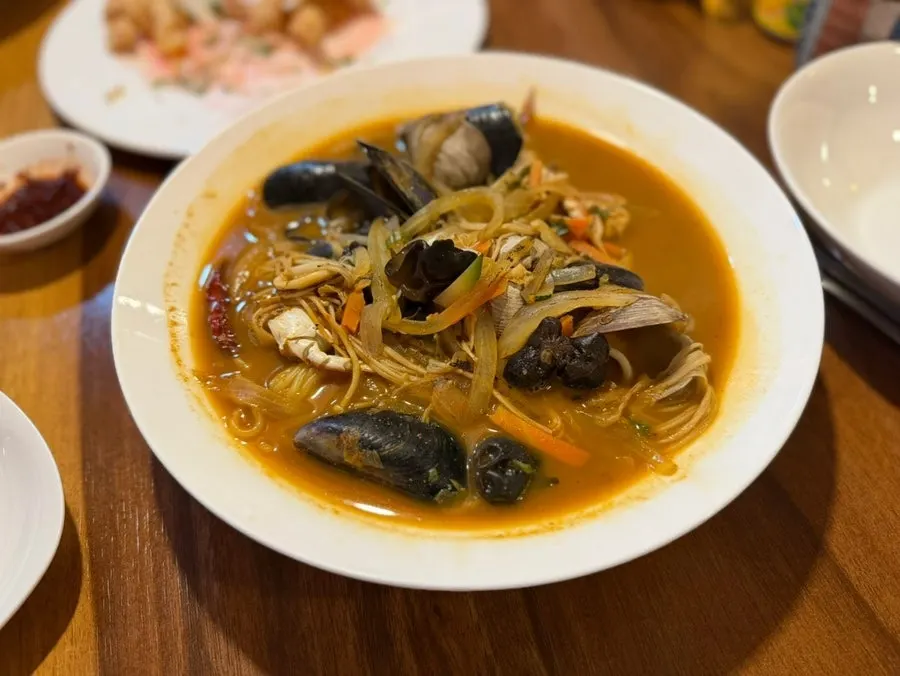 Dongbaek's seafood jjamppong loaded with seafood