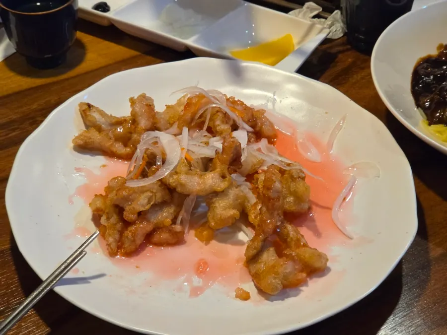 Close-up of meat pieces in Dongbaek's jjajangmyeon