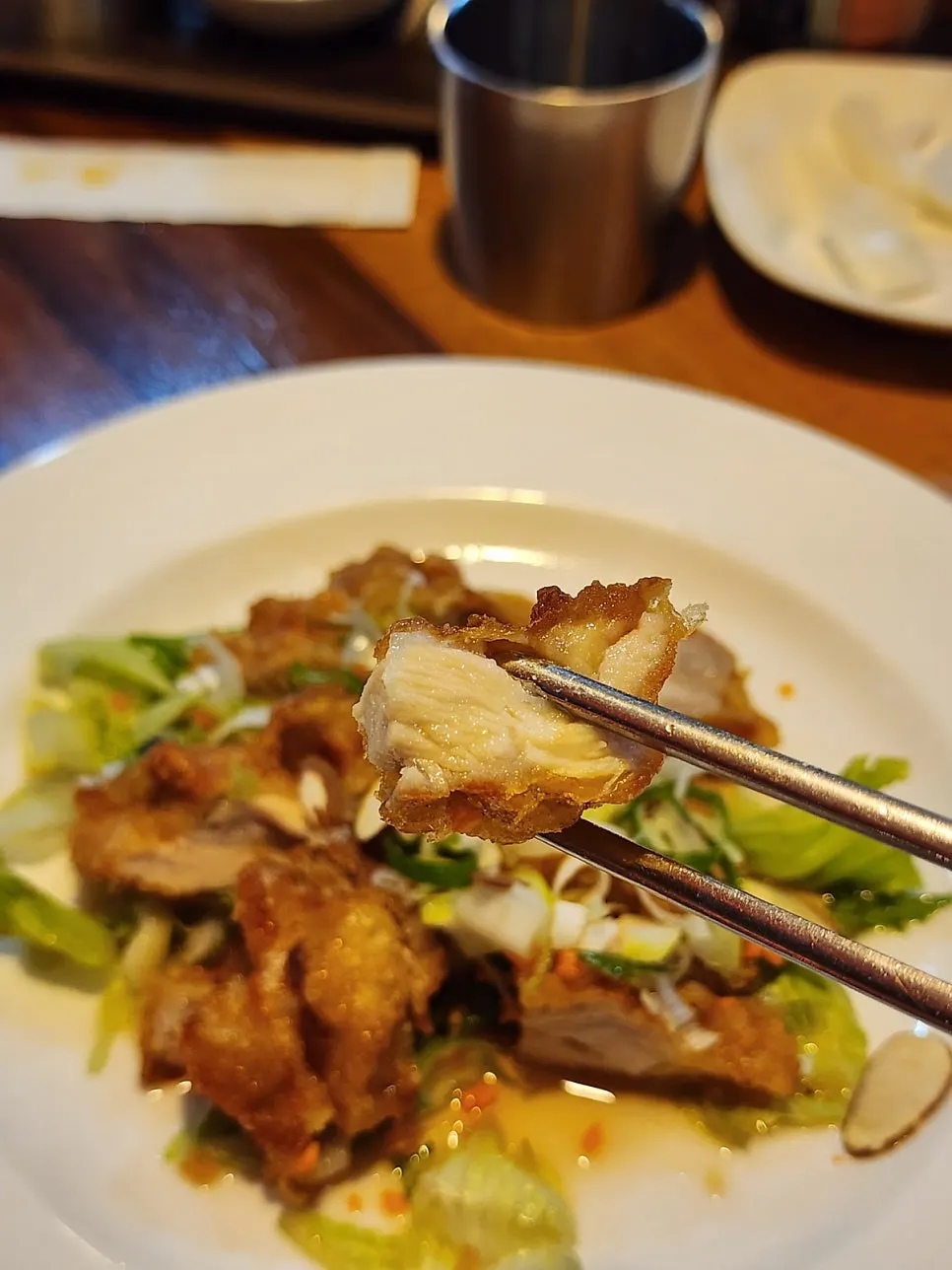 Dongbaek's yurinji topped with vegetables