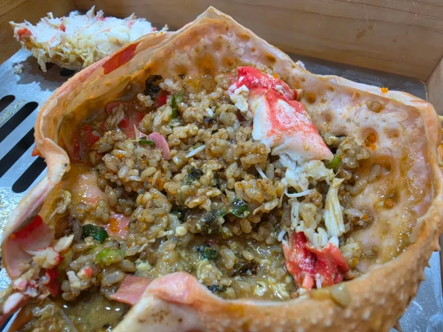 Fried rice made with king crab tomalley