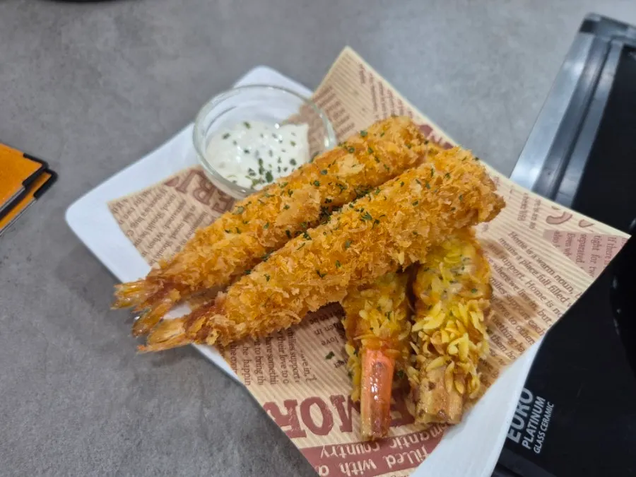 Plate of sweet shrimp and fried shrimp