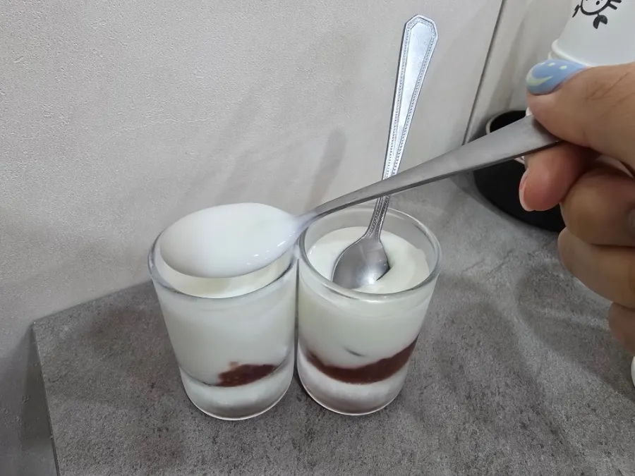 대게 라면과 요거트 디저트