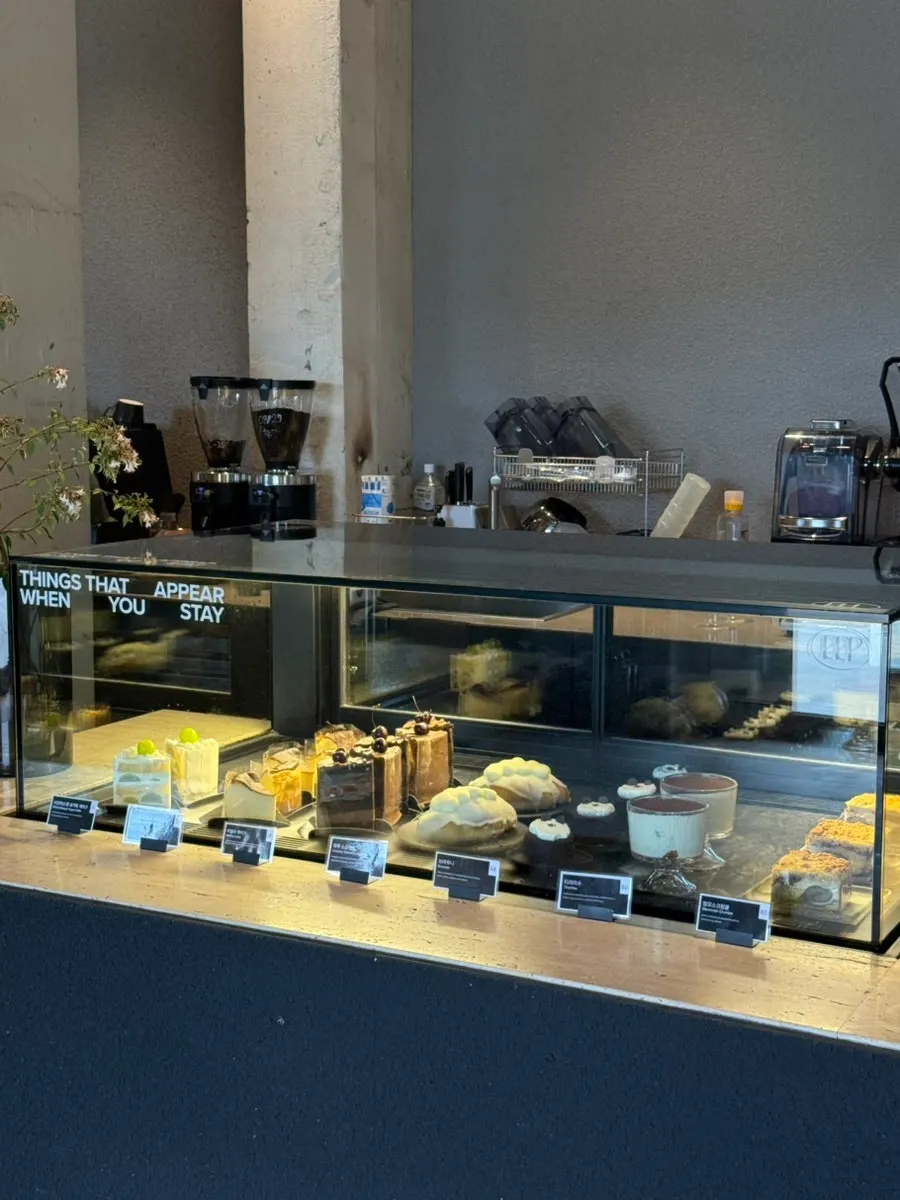 Salt breads and rusks displayed at Peer a Peer