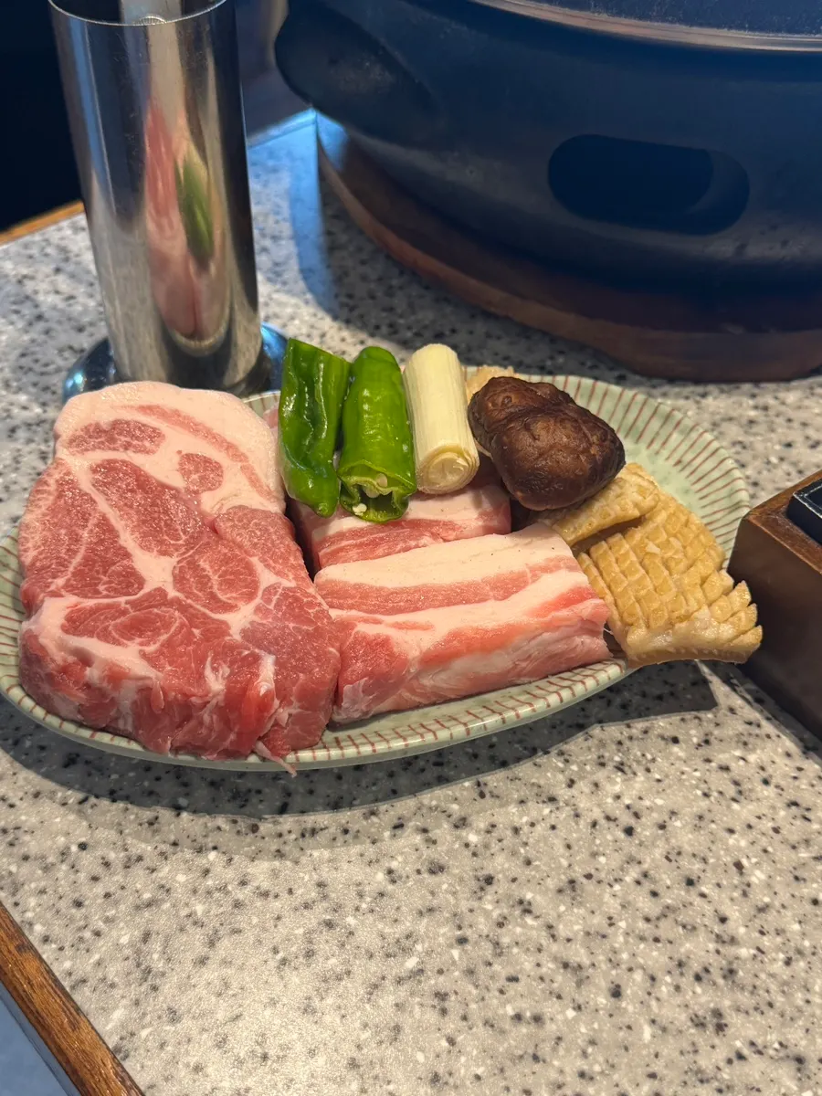 Half whole pig set with pork belly, neck, and herbal pork skin