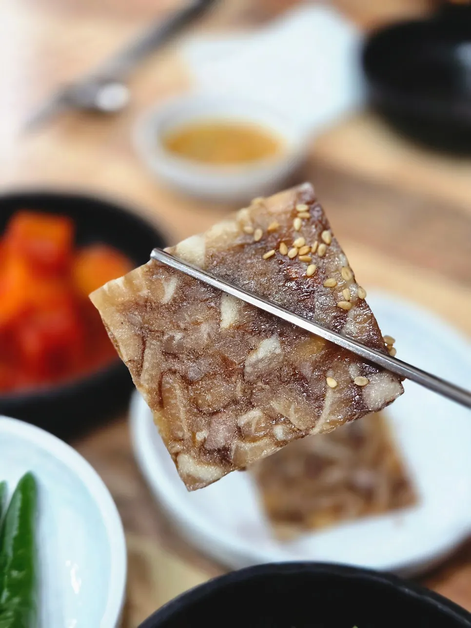 One-per-person tasting portion of boiled pork slices