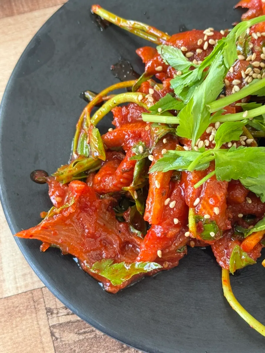 통실한 가오리와 양념 무침