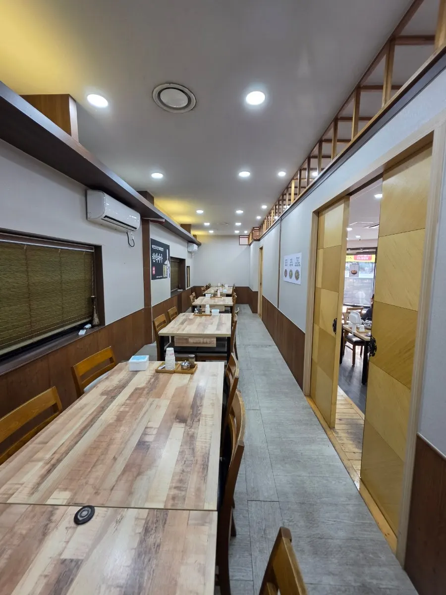 Large interior space suitable for groups