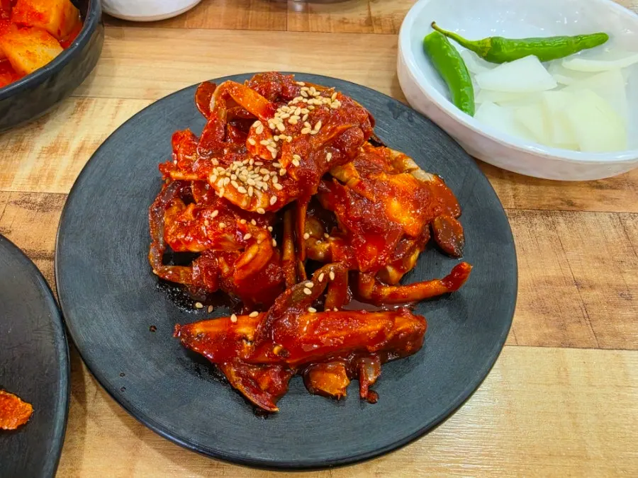 대가한상에 함께 나온 매콤한 양념게장