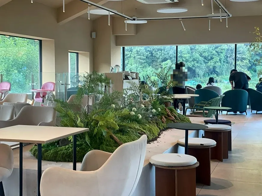 Spacious second-floor seating area at Yu Yu Yu