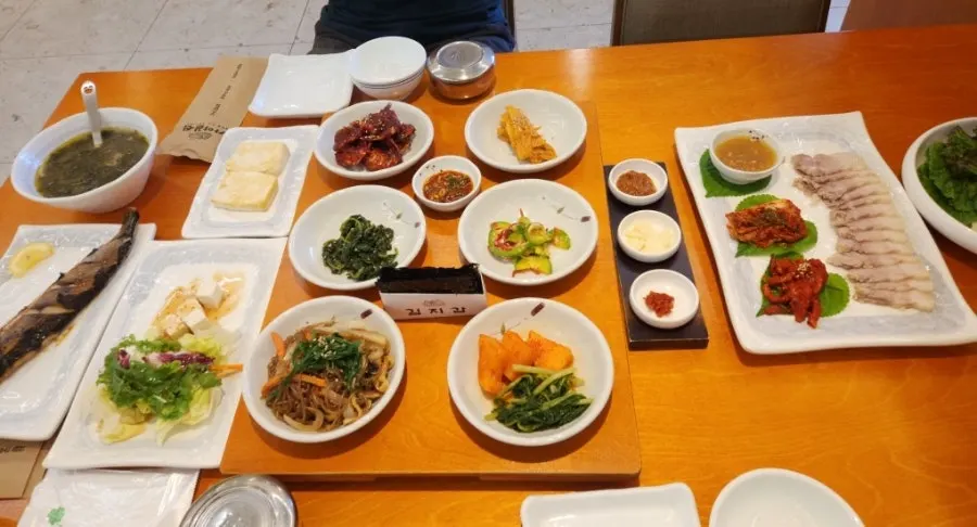 Table at Gaya Kkeutjip after finishing the meal