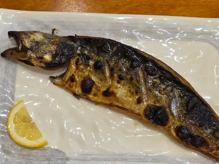 Clay-oven grilled mackerel at Gaya Kkeutjip