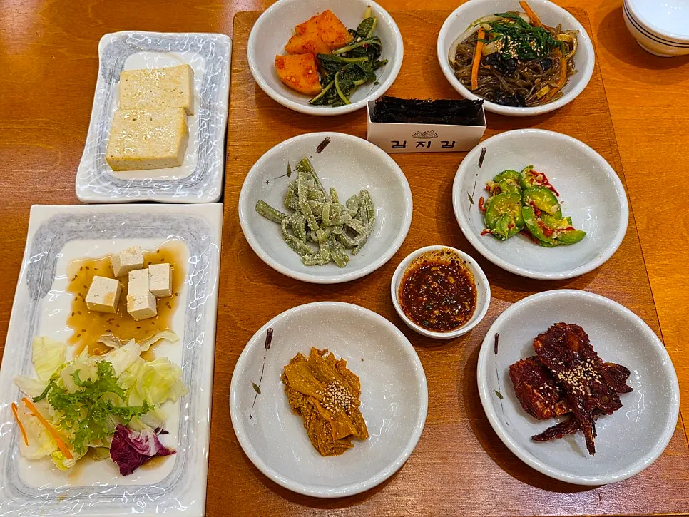 가오리찜 정식 밑반찬
