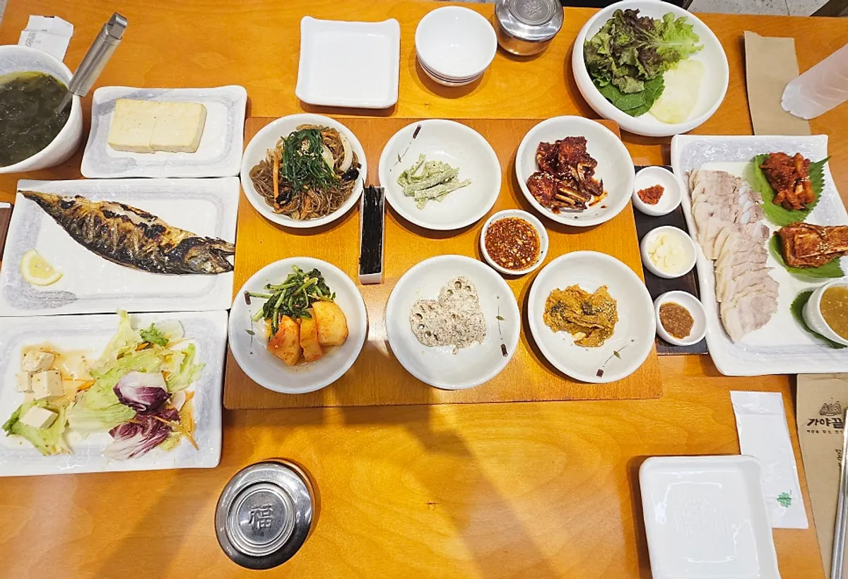 김해 삼계동 가야끝집 B정식 한 상 대표 사진