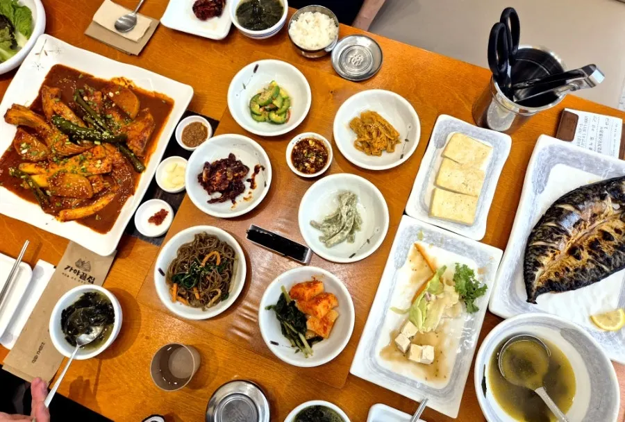 Main image of Gaya Kkeutjip, a Korean restaurant in Samgye, Gimhae