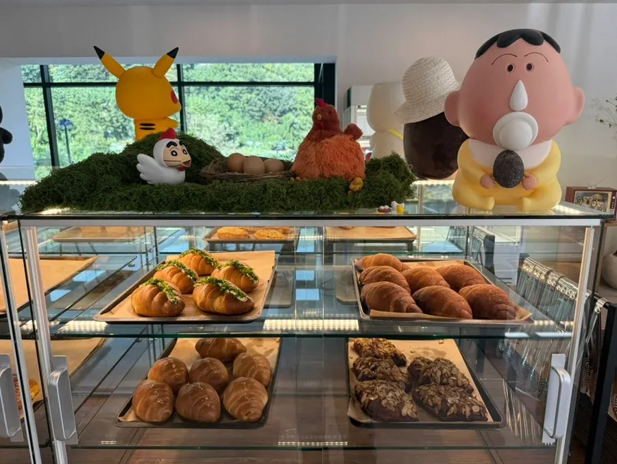 First-floor bakery display case at Yu Yu Yu