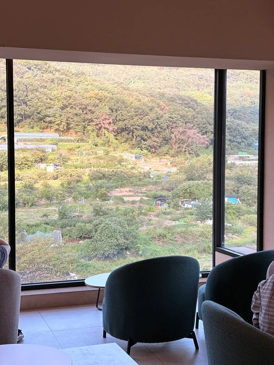 Tables and window view on Yu Yu Yu's second floor