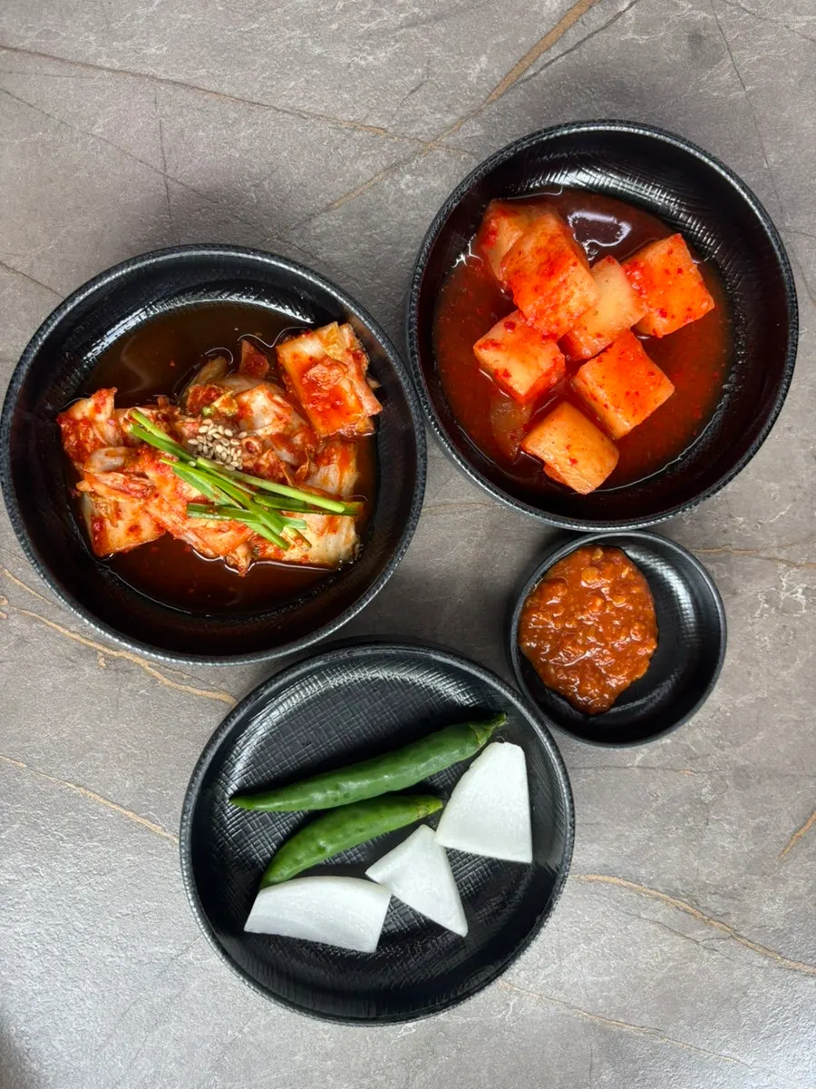 Pedido de Ppyeodae Itneun Haejangguk y sundae-ugeoji haejangguk