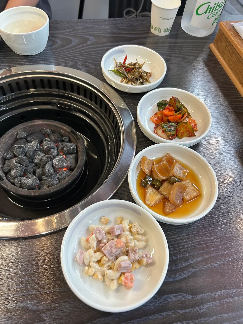 깔끔한 미라클양곱창 매장 내부