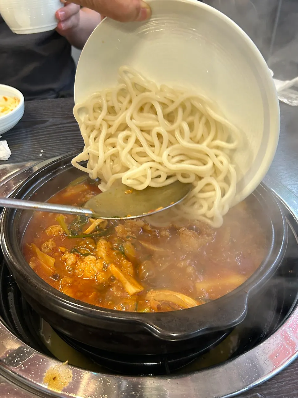 곱창전골에 넣기 전 우동사리