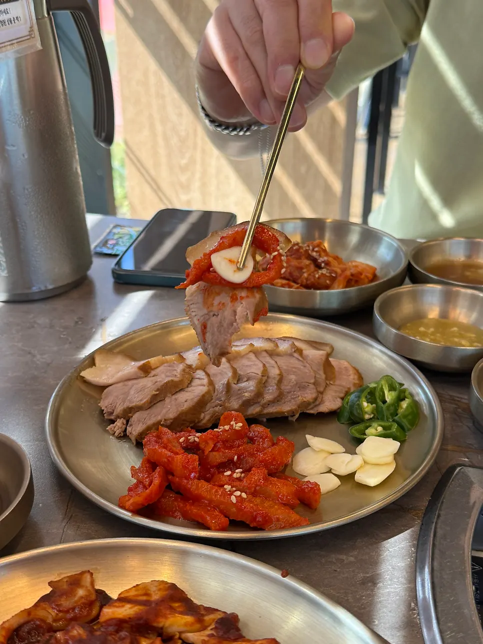 수육과 쭈꾸미 한 판