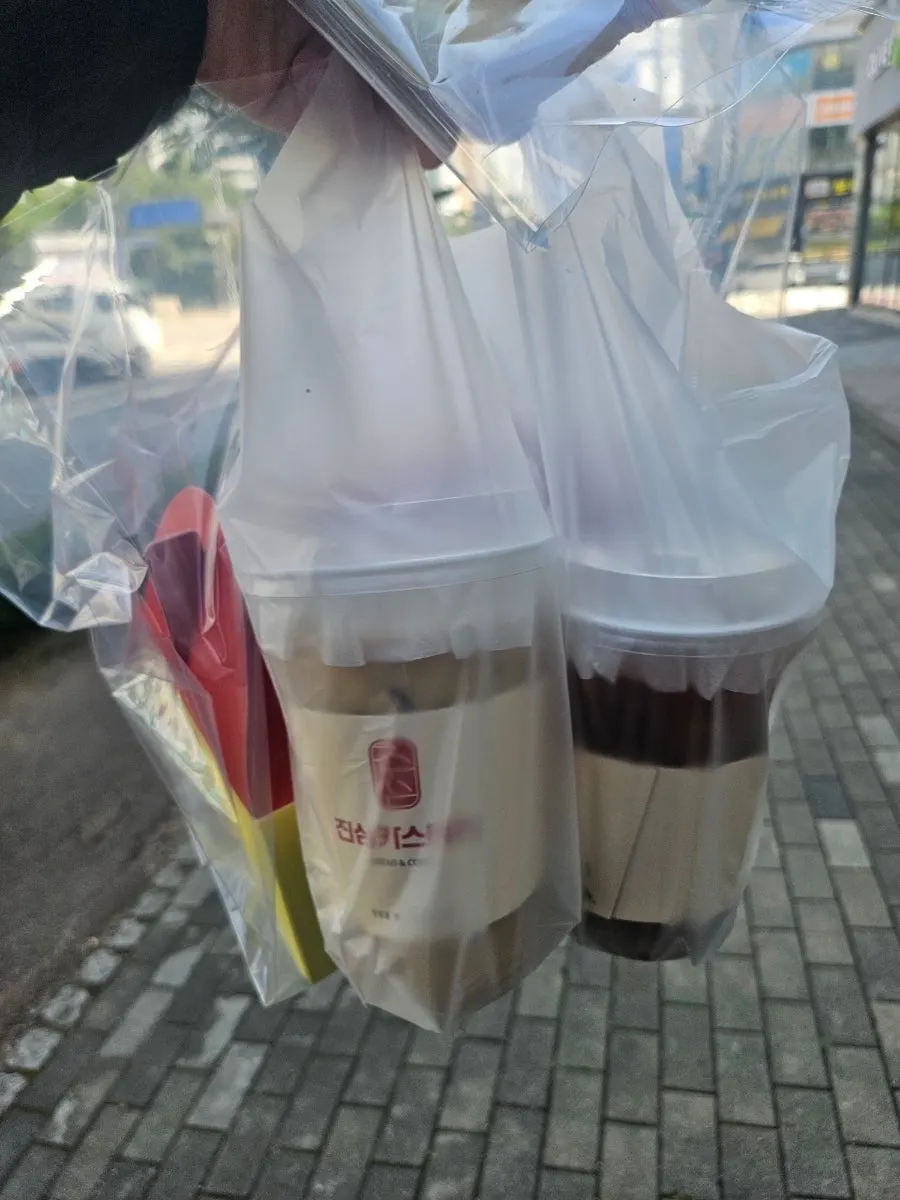 생크림과 오레오 반반 카스테라