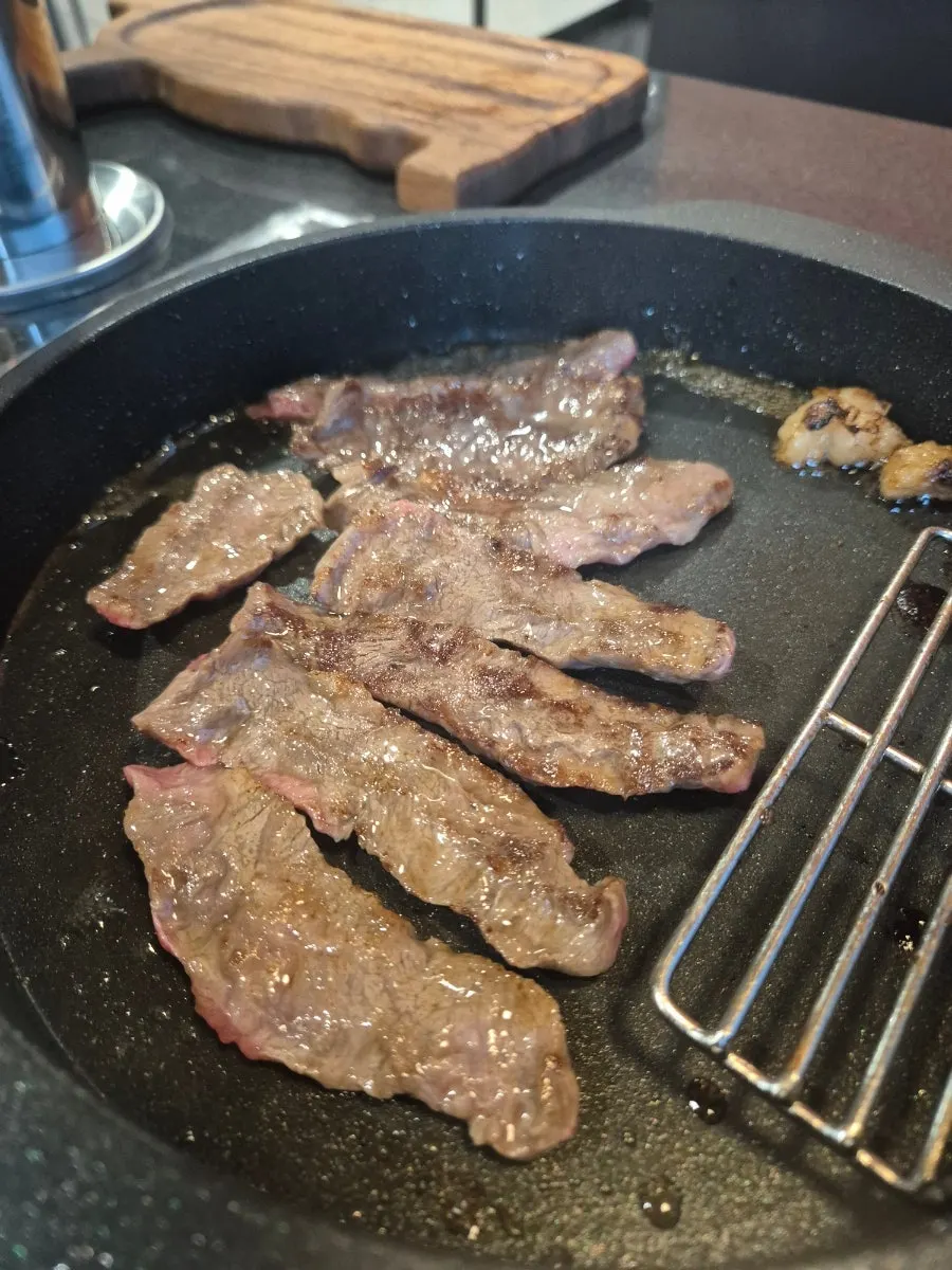 부드럽게 즐긴 살치살 한우
