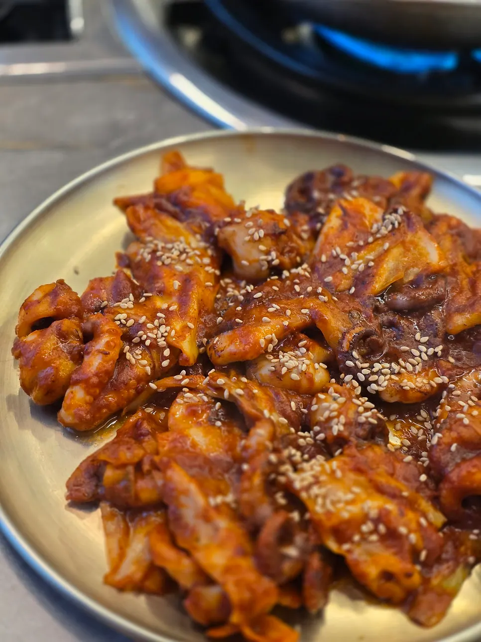 샤브용 소고기와 호밀 칼국수 면 상차림