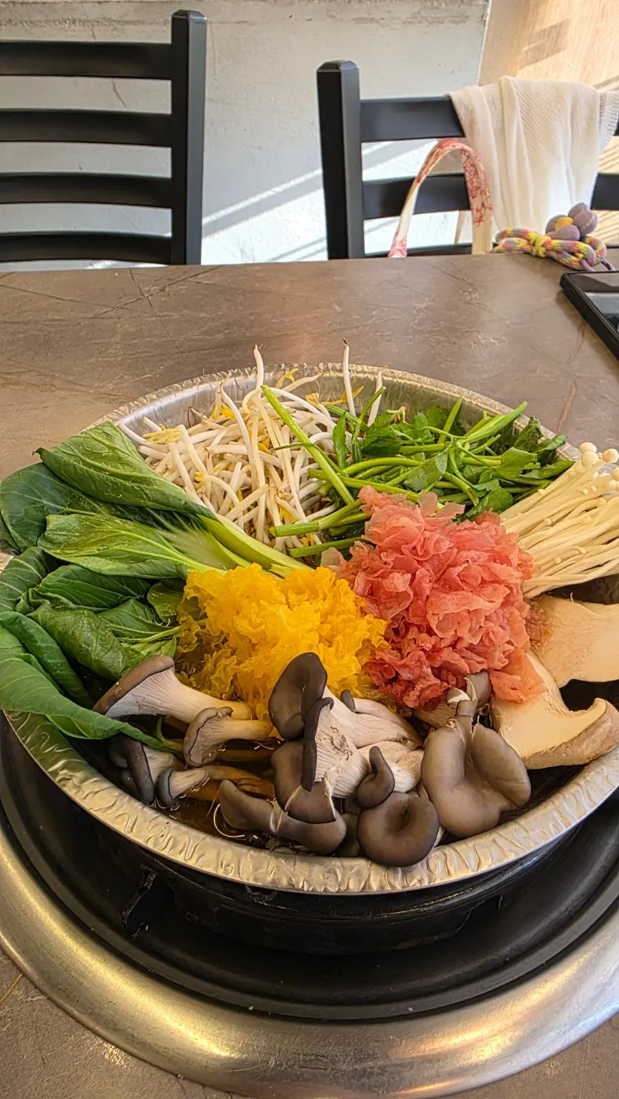 Homilwon Shabu Kalguksu signature meal spread