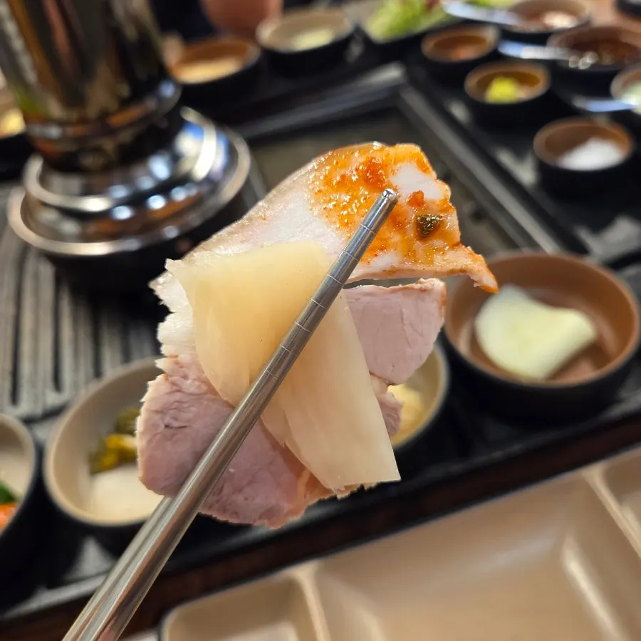 보글보글 끓는 돌판김치찌밥