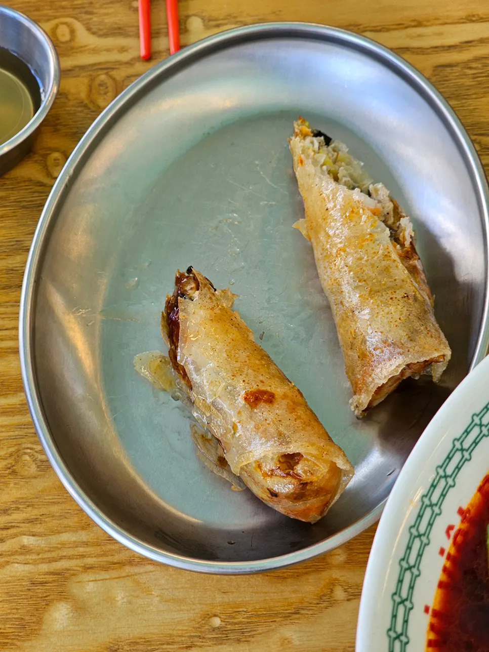 Kkua pho near Janggi Station in Gimpo with refreshing broth and fire-grilled aroma