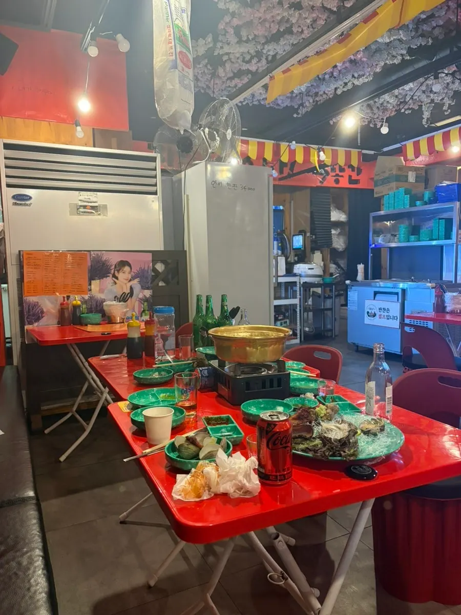 Restaurant interior with retro pojangmacha vibes