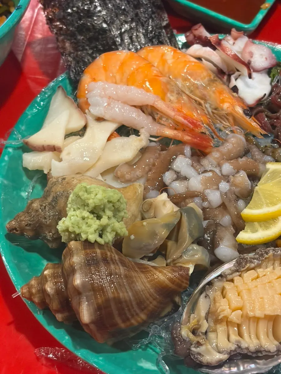 Assorted seafood platter with fresh wasabi