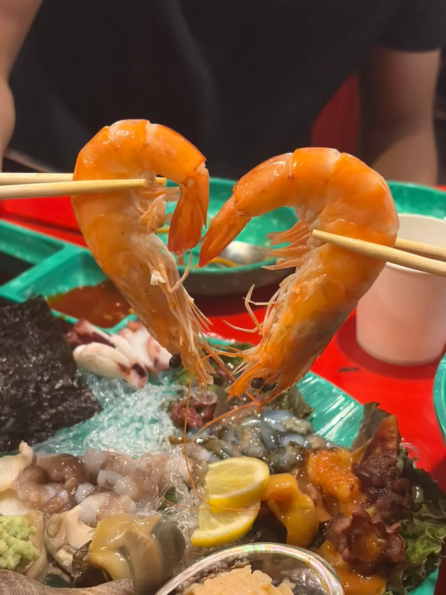 Heart shape made with sweet shrimp