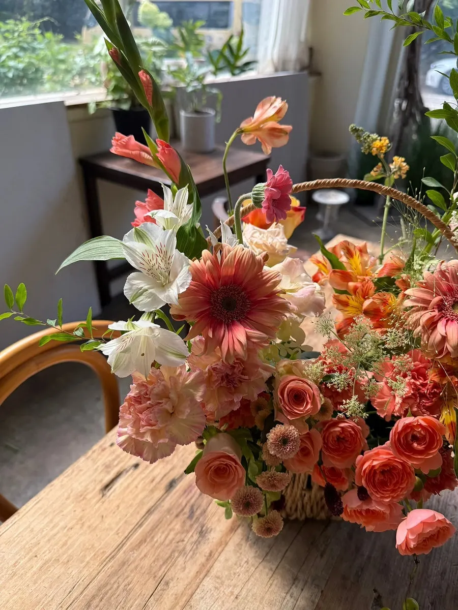 Colorful fresh flowers at Kkochi Naege