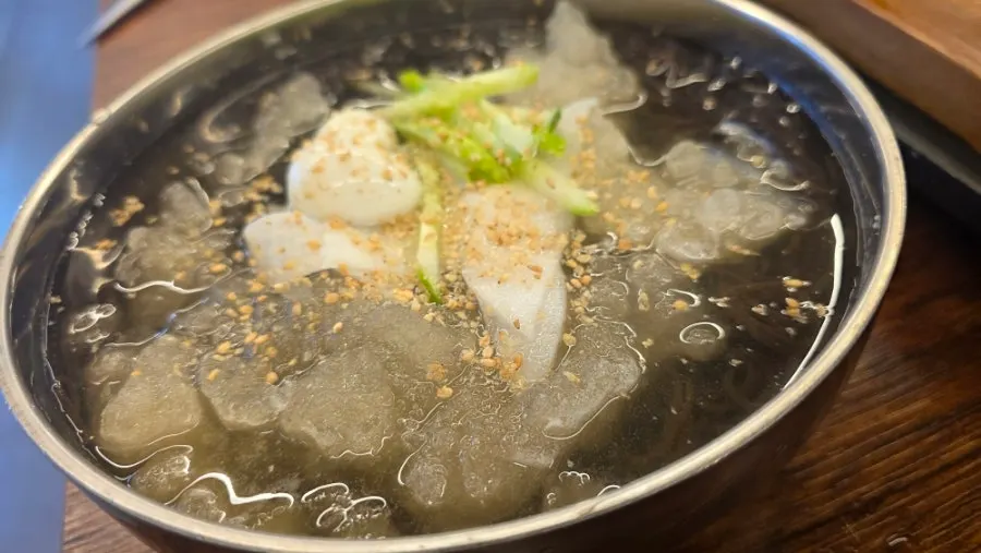 날치알 치즈 계란찜의 곁들임