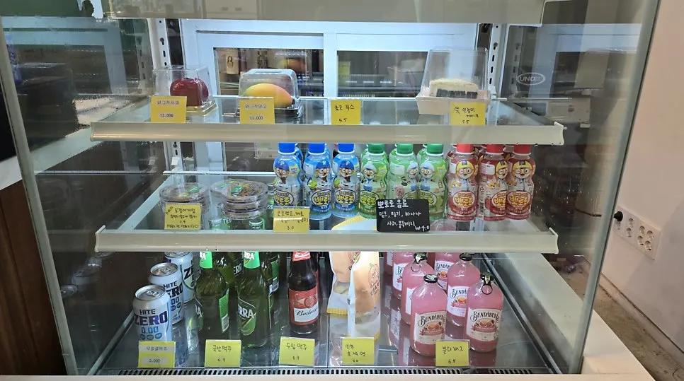 Counter area at Nillai
