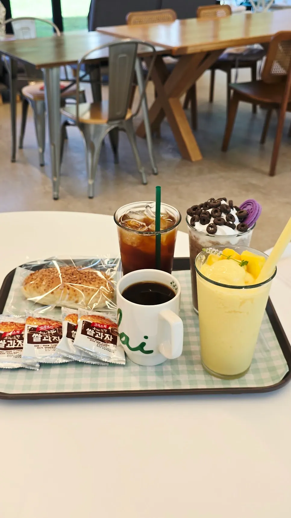 Americano and smoothie drinks