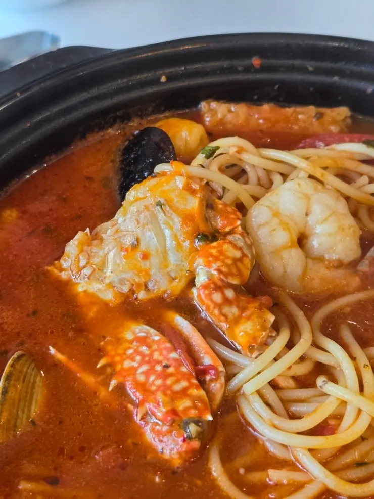 해산물 토마토소스 꽃게 빼쉐
