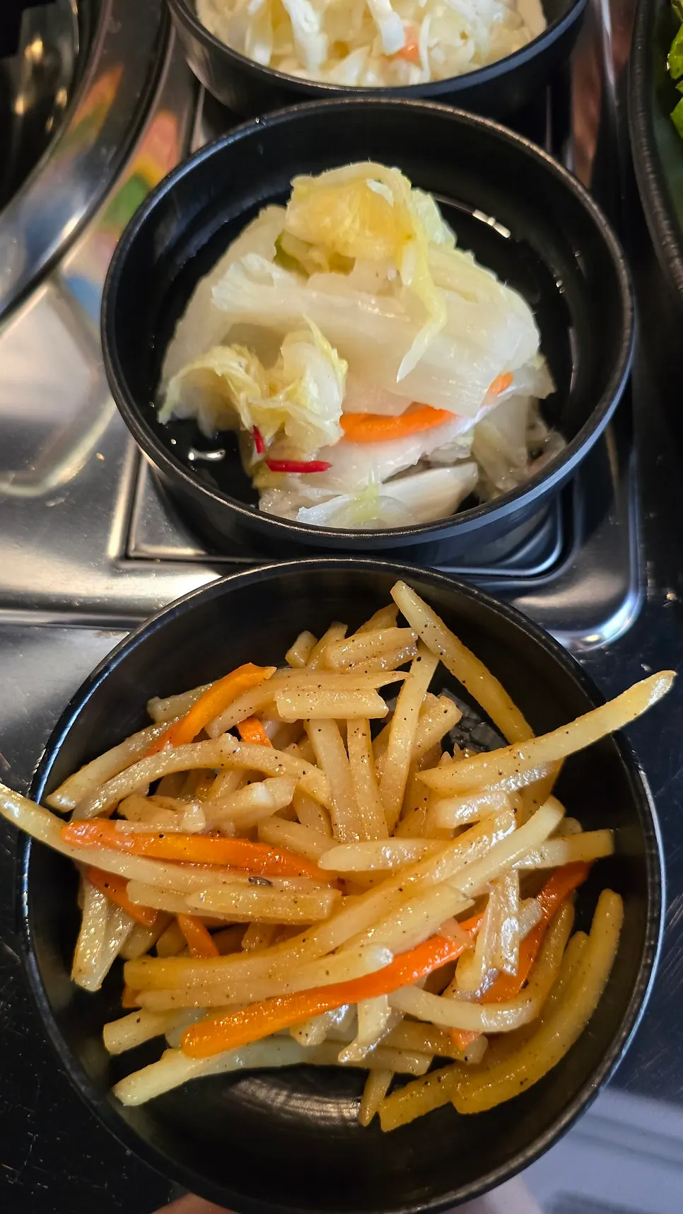 Photo of prepared tableware and glasses