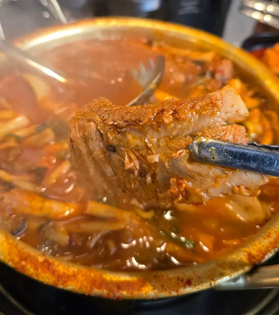 Photo of meaty pork back ribs